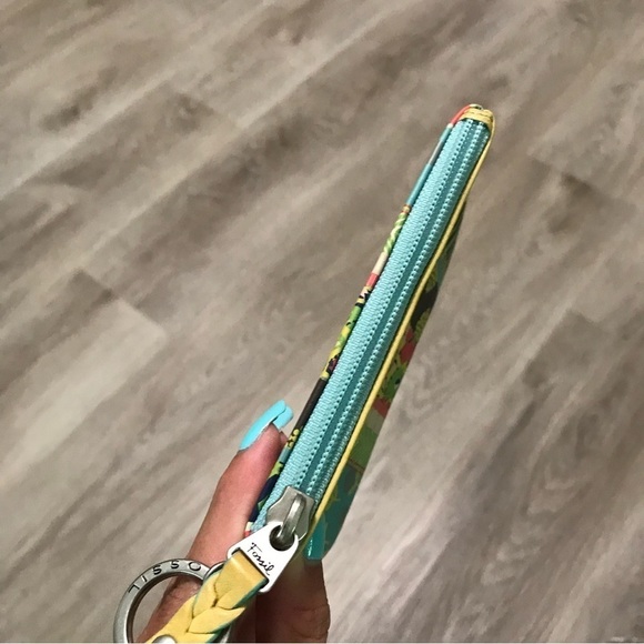 Fossil Keychain Zip ID Case Card Holder Wristlet Colorful Pattern Blue Yellow - Picture 6 of 7